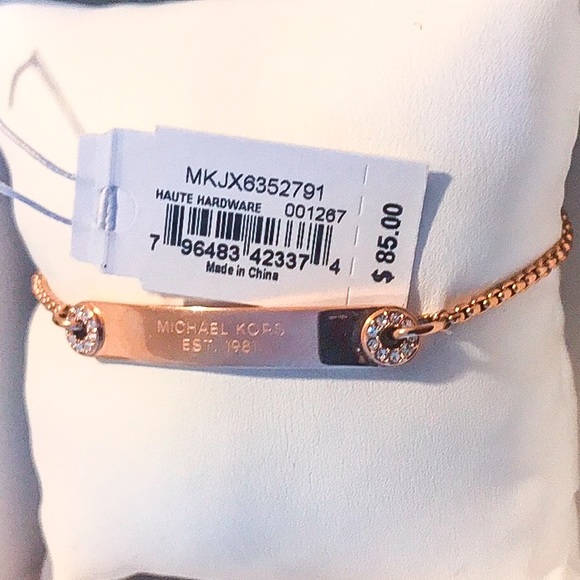 Michael Kors Haute Hardware Slider Bracelet - Picture 4 of 9